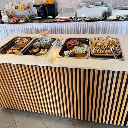 Hotel Aulona Sarandë 외부 사진