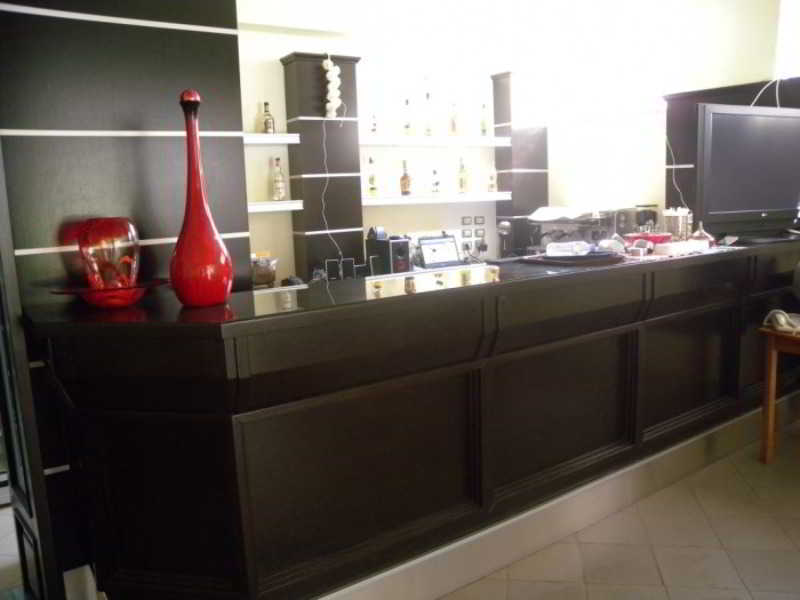 Hotel Aulona Sarandë 외부 사진