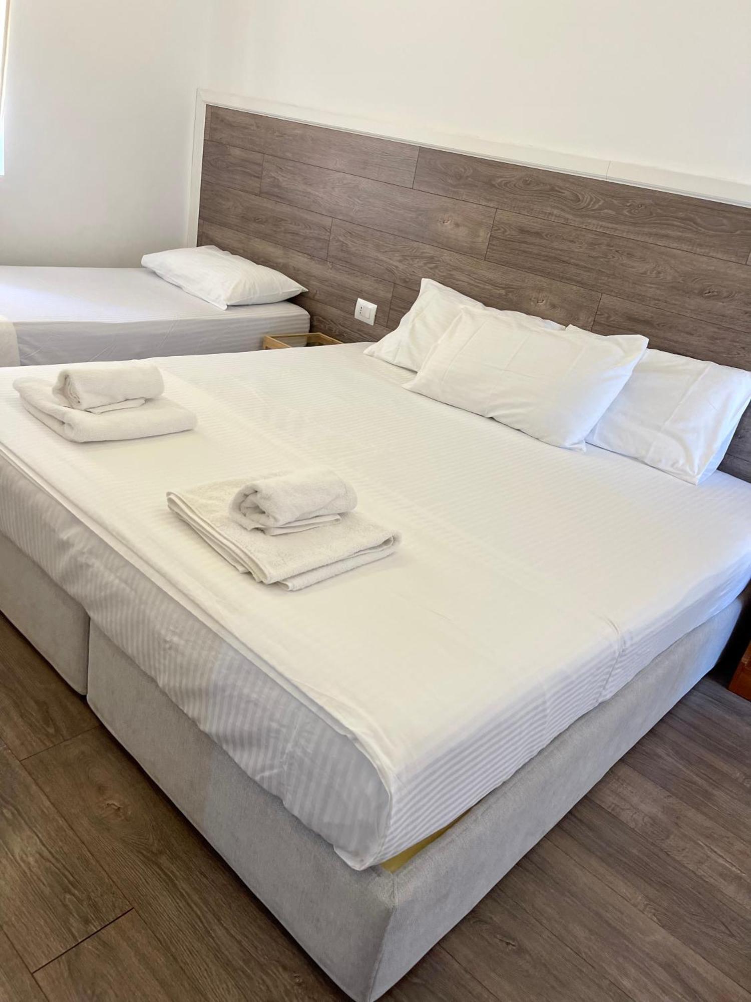 Hotel Aulona Sarandë 외부 사진