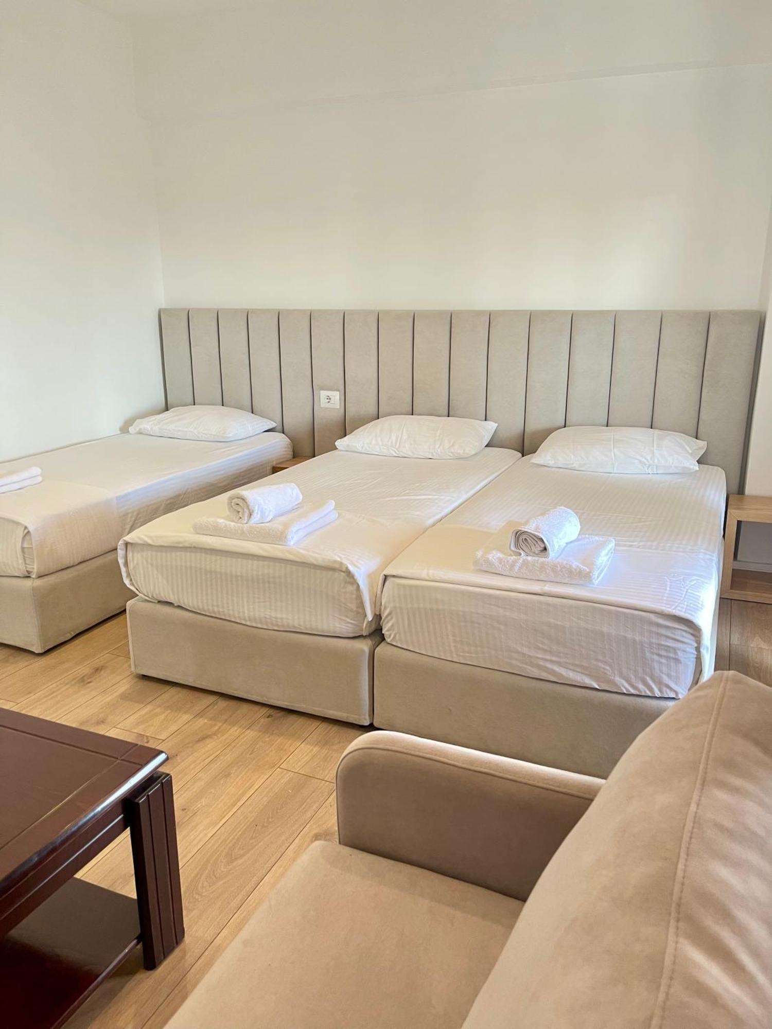 Hotel Aulona Sarandë 외부 사진